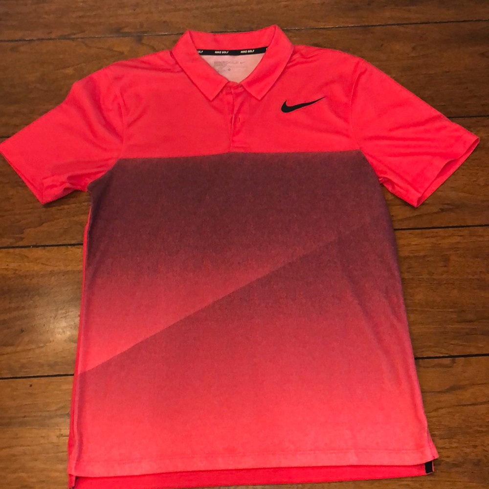 Nike golf men’s dry-fit polo (make offers😄)